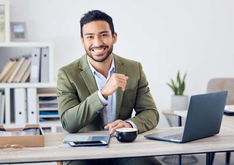 Sơ lược về tiểu sử của CEO Huy Trần